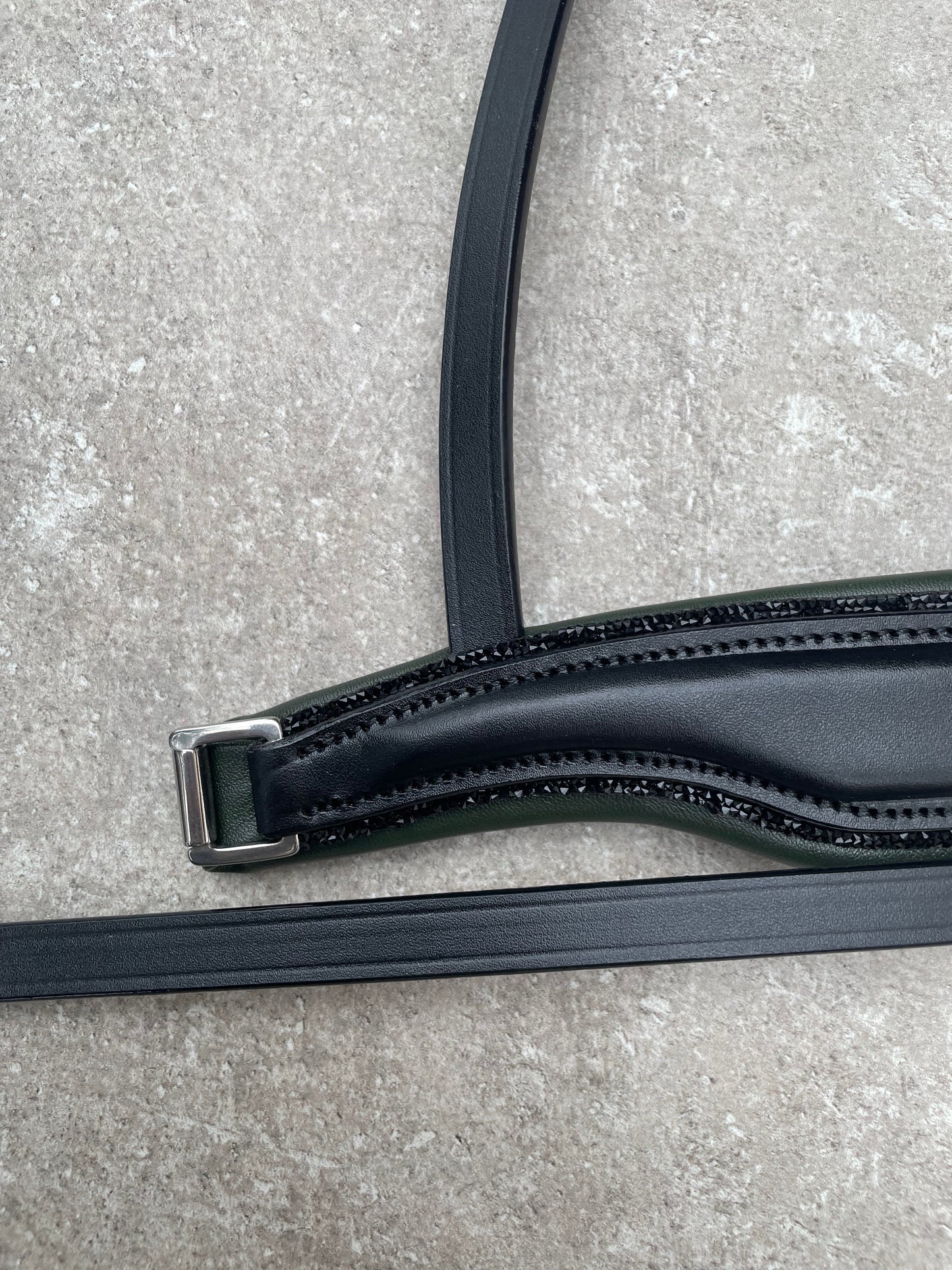 Neusriem Mat - Army Green onderlegd - Rocktrim Zwart